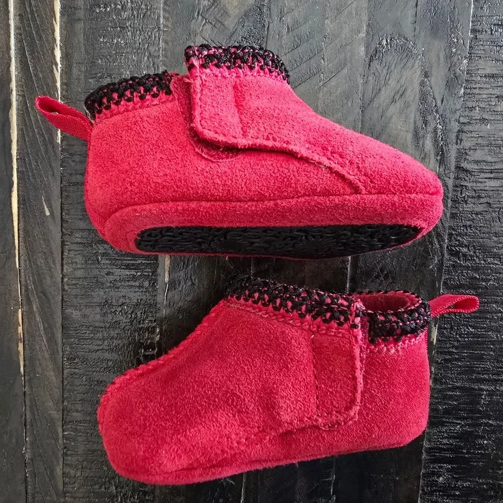 UGG adorable infant